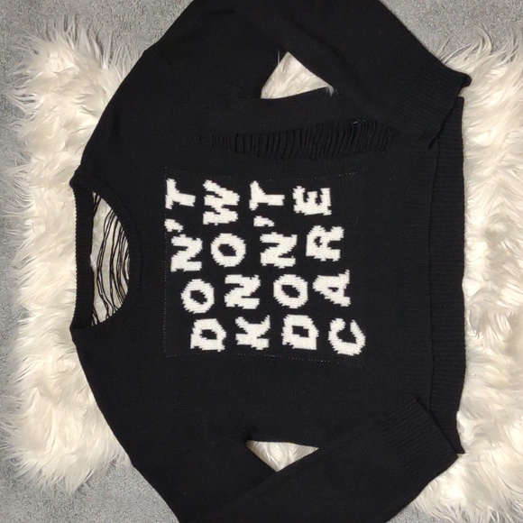 Hot Topic Don't Know Dont Care Deconstructed Crop  Sweater - Picture 4 of 12